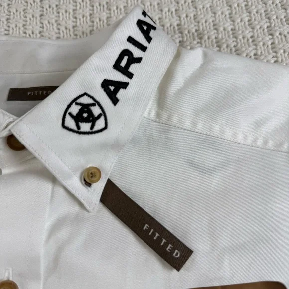 NEW Ariat Men's White Button Down Shirt w Logo Accents DISCONTINUED MODEL Sz S - Picture 5 of 16